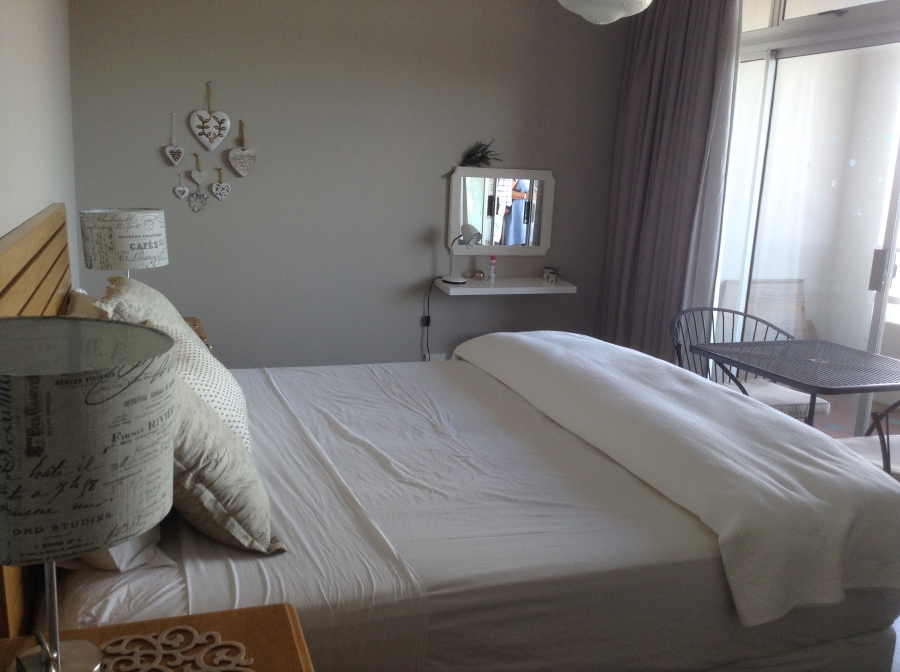 To Let 1 Bedroom Property for Rent in Summerstrand Eastern Cape